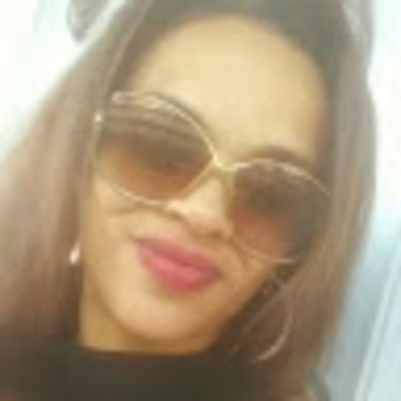 Meet your Posher, Joselyn - Picture 1 of 1